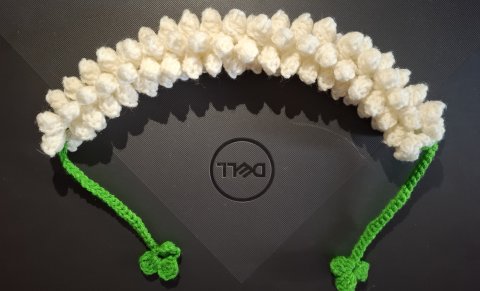 Handmade Woolen Floral Hair Garland (Gajra) – Reusable Indian Style Bun Accessory for Women | Eco-Friendly Hair Decoration