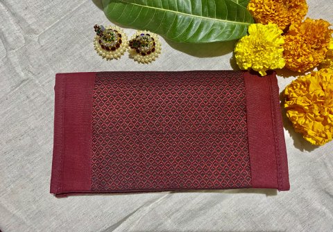 ETHNIC CLUTCH