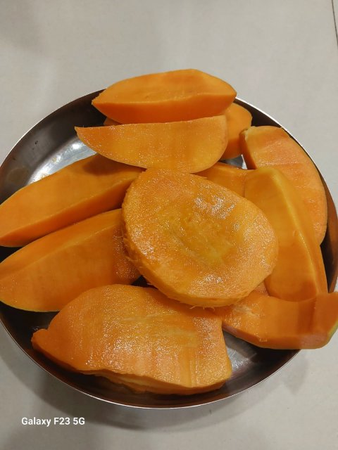 Devrai Mango Farms